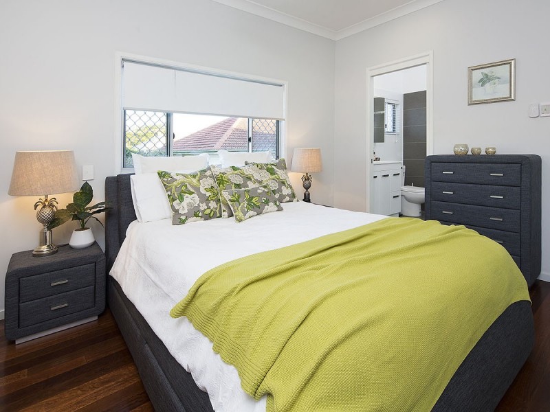 127 Victoria Street, Fairfield QLD 4103