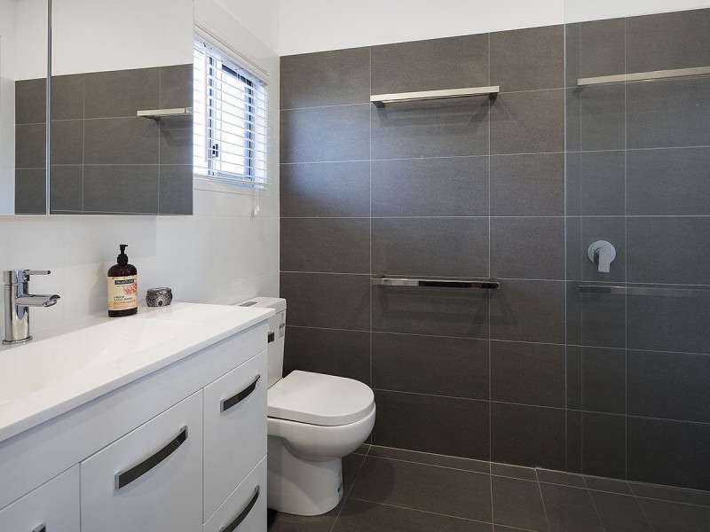 127 Victoria Street, Fairfield QLD 4103