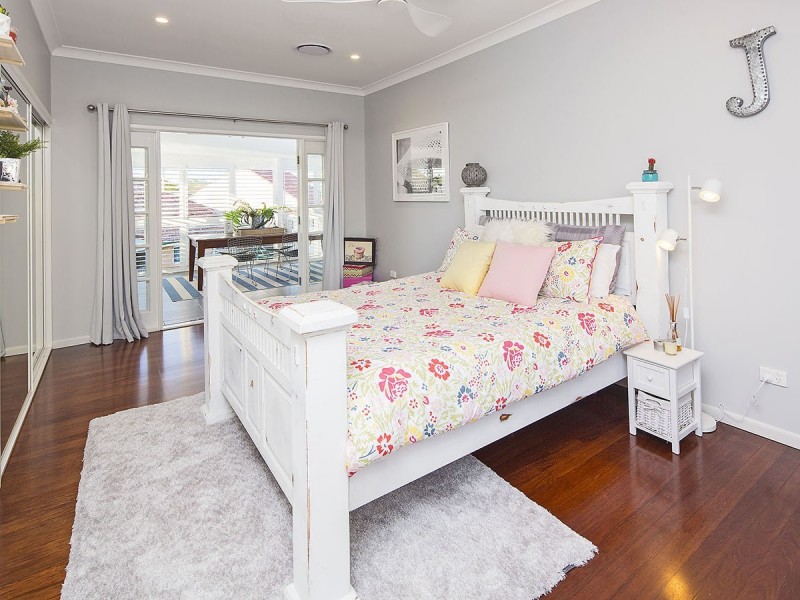 127 Victoria Street, Fairfield QLD 4103