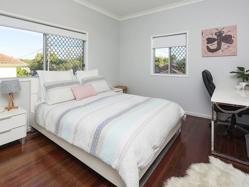 127 Victoria Street, Fairfield QLD 4103