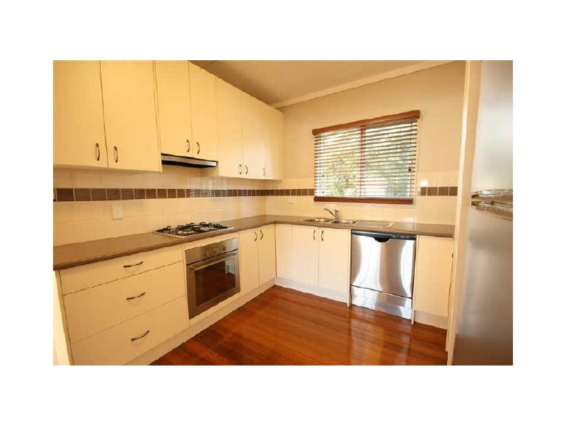 50 Chalfont Street, Salisbury QLD 4107