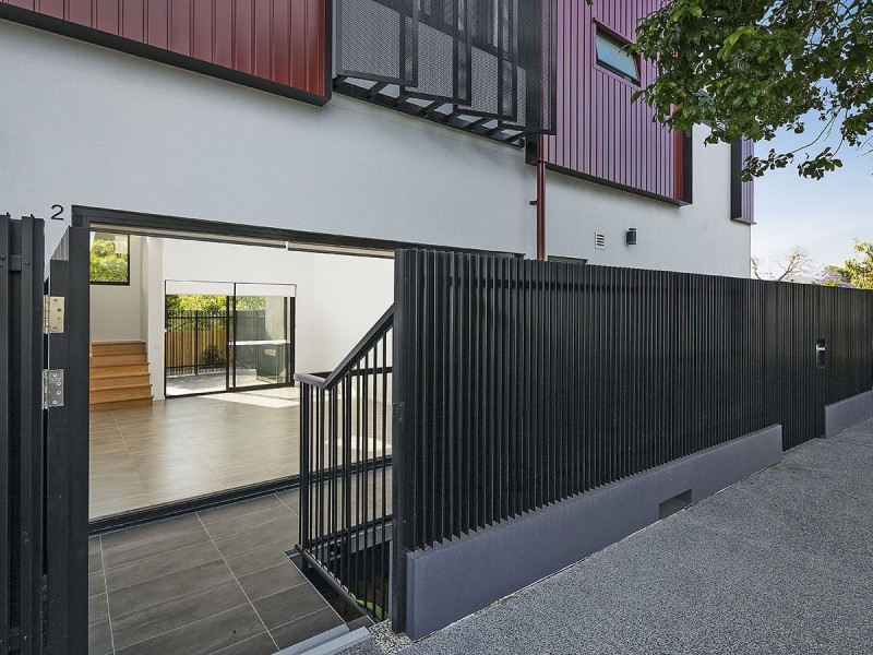 2/62 Shottery Street, Yeronga QLD 4104