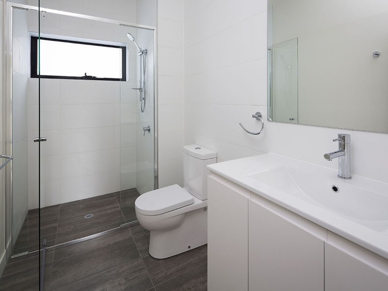 2/62 Shottery Street, Yeronga QLD 4104