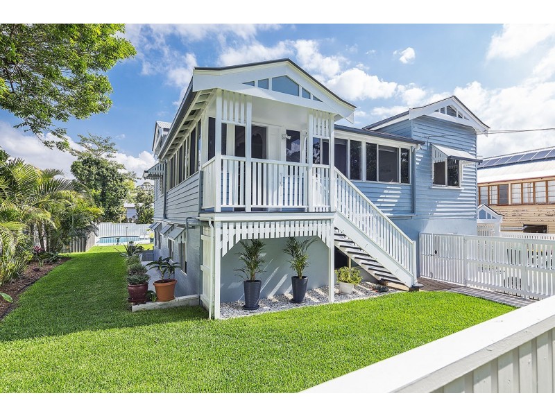 46 School Road, Yeronga QLD 4104