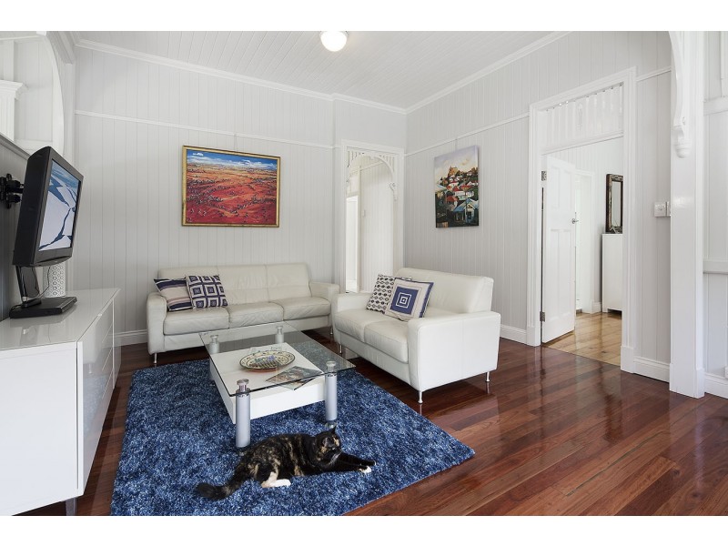 46 School Road, Yeronga QLD 4104