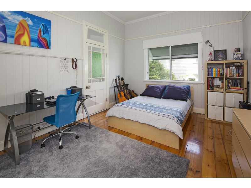 46 School Road, Yeronga QLD 4104