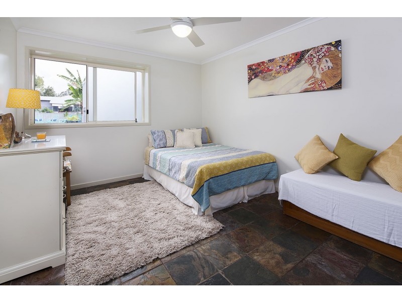 46 School Road, Yeronga QLD 4104