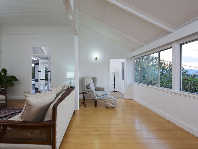 22 Stamford Street, Yeerongpilly QLD 4105