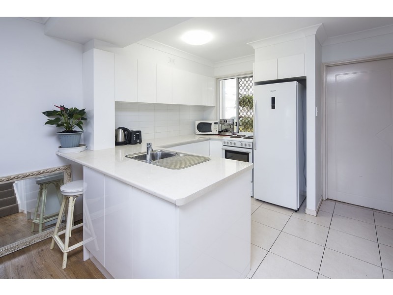 2/22 Querrin Street, Yeronga QLD 4104