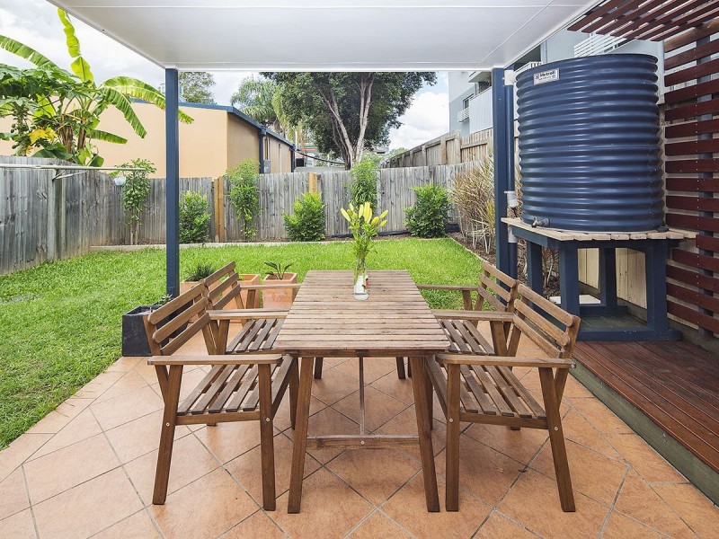 12A Yeronga Street, Yeronga QLD 4104