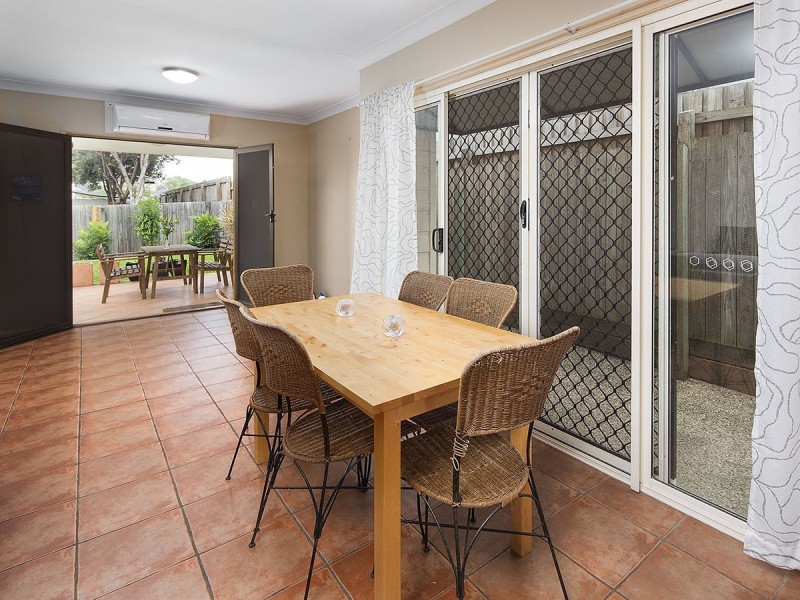 12A Yeronga Street, Yeronga QLD 4104