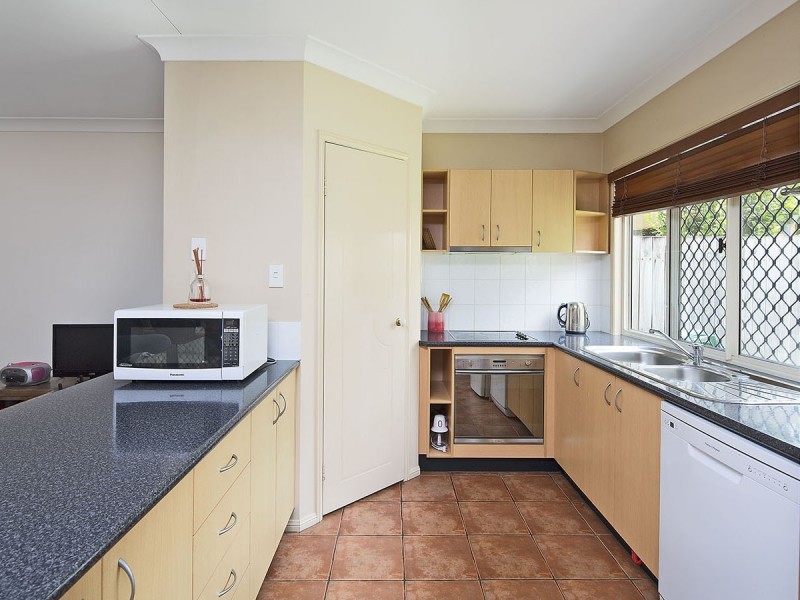 12A Yeronga Street, Yeronga QLD 4104