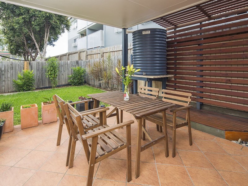 12A Yeronga Street, Yeronga QLD 4104