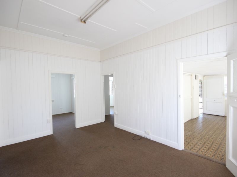 122 Fairfield Road, Fairfield QLD 4103