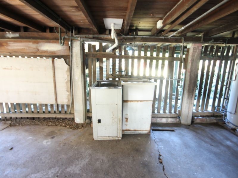 122 Fairfield Road, Fairfield QLD 4103
