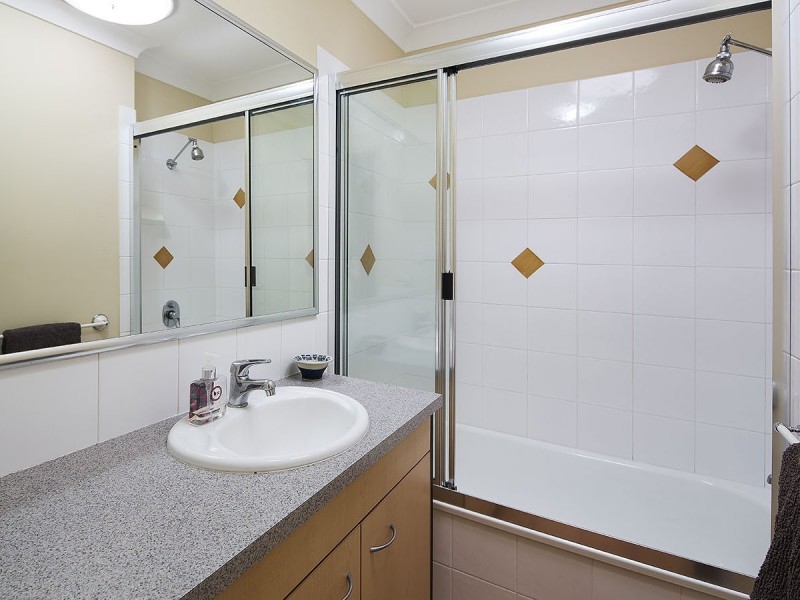 9/90 Chester Road, Annerley QLD 4103