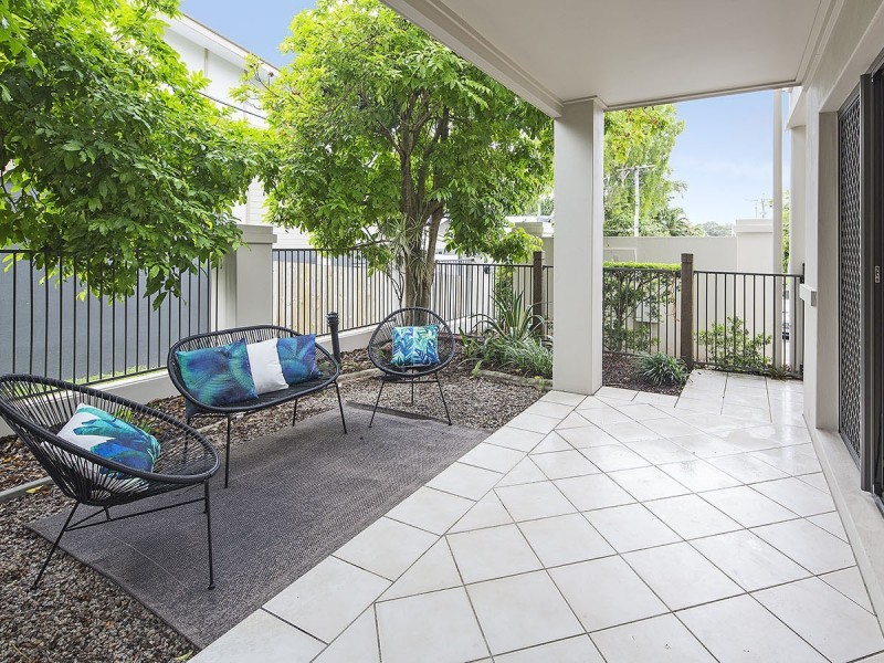 1/24 Dulwich Road, Yeronga QLD 4104