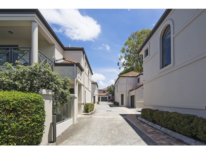 1/24 Dulwich Road, Yeronga QLD 4104