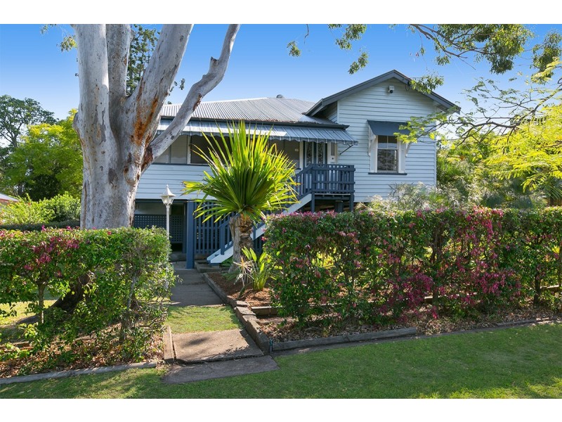 21 Avoca Street, Yeronga QLD 4104