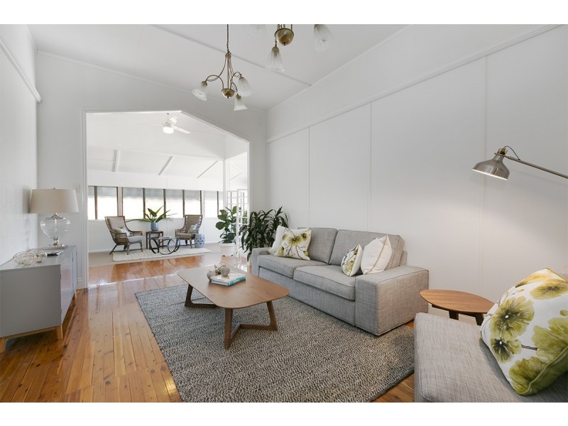 21 Avoca Street, Yeronga QLD 4104