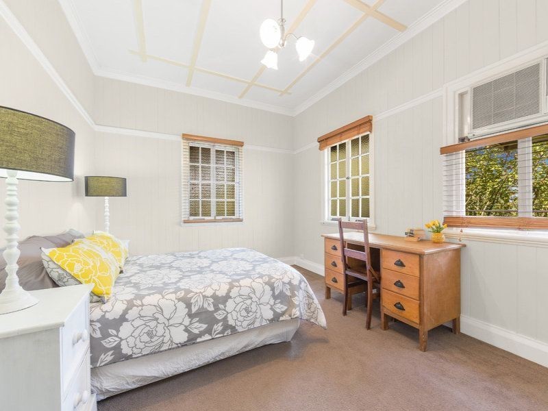 50 Railway Terrace, Dutton Park QLD 4102