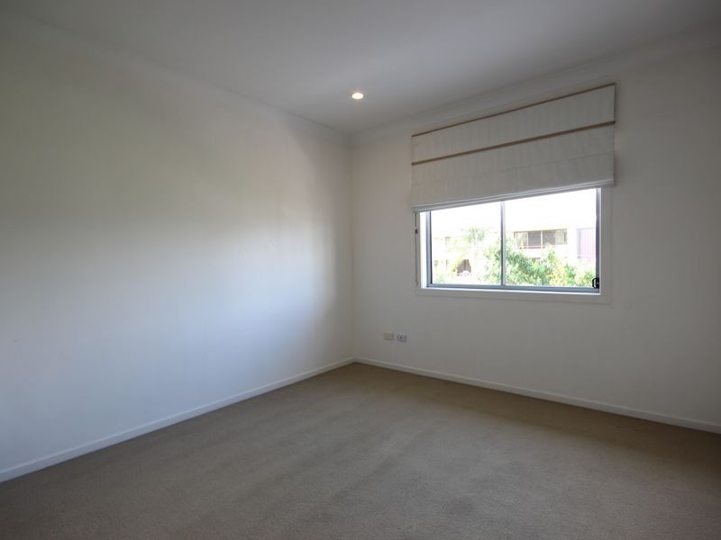 4/34 Days Avenue, Yeronga QLD 4104