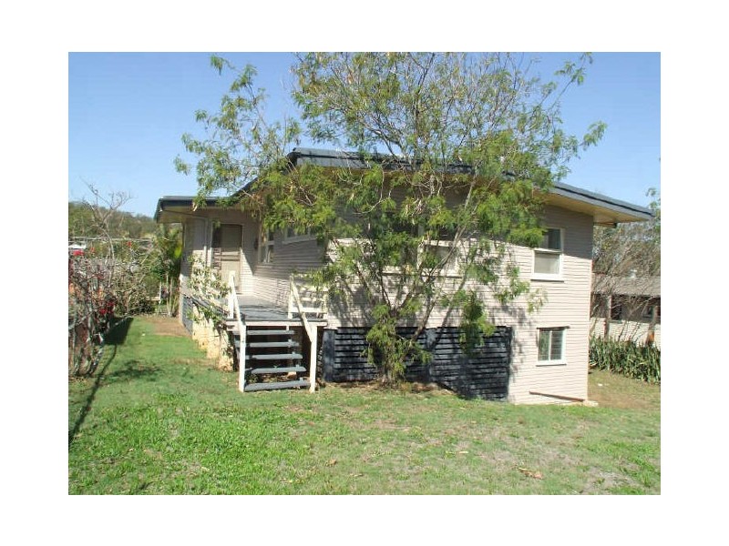 110 Fegen Drive, Moorooka QLD 4105
