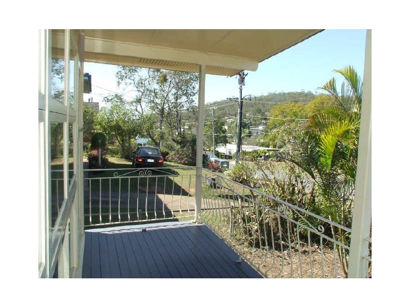 110 Fegen Drive, Moorooka QLD 4105