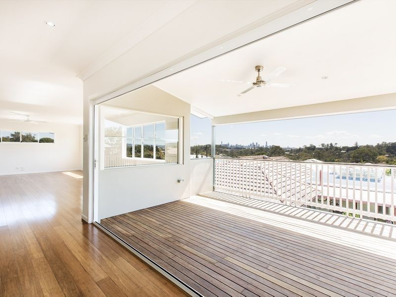 28 Weal Avenue, Tarragindi QLD 4121