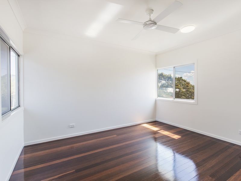 28 Weal Avenue, Tarragindi QLD 4121