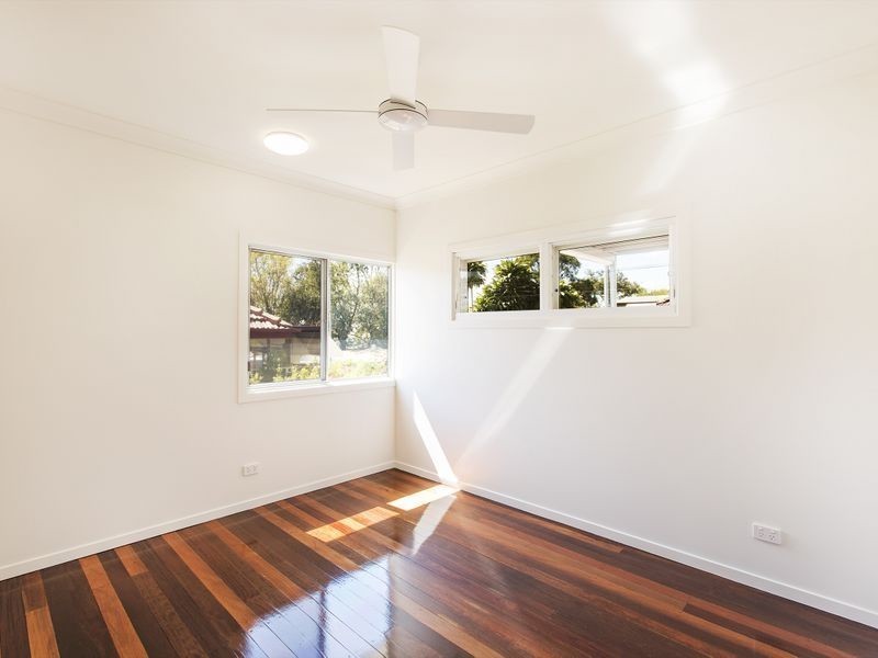 28 Weal Avenue, Tarragindi QLD 4121