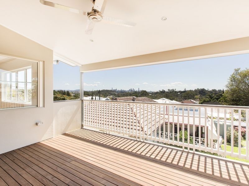 28 Weal Avenue, Tarragindi QLD 4121