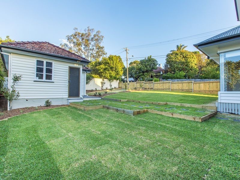 28 Weal Avenue, Tarragindi QLD 4121