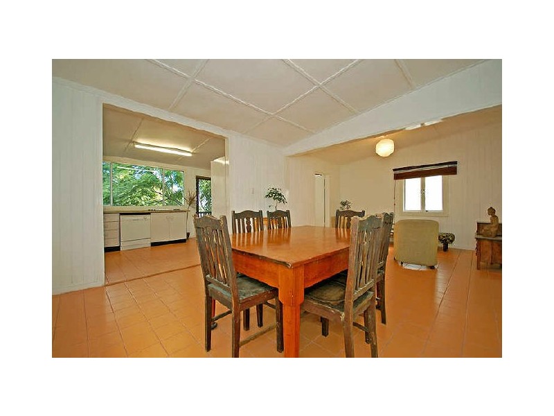 11 Kenway Street, Moorooka QLD 4105