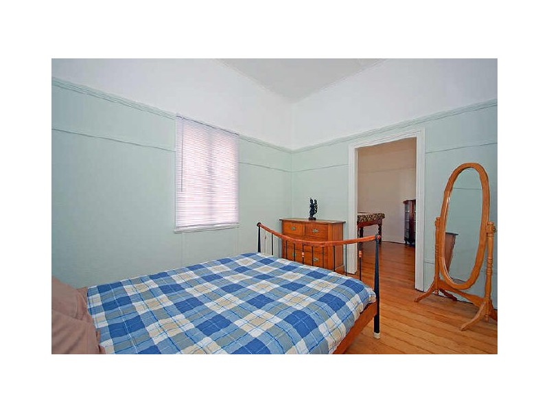 11 Kenway Street, Moorooka QLD 4105