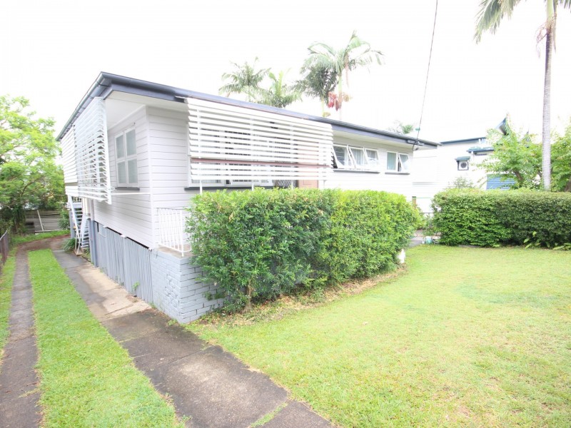 2/11 Louis Street, Annerley QLD 4103