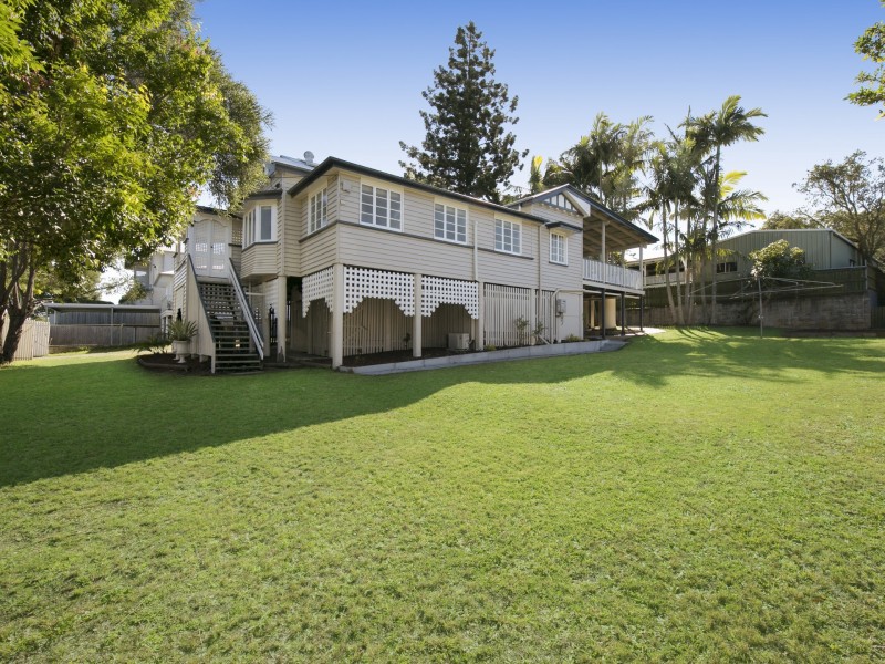 50 Livingstone Street, Yeerongpilly QLD 4105