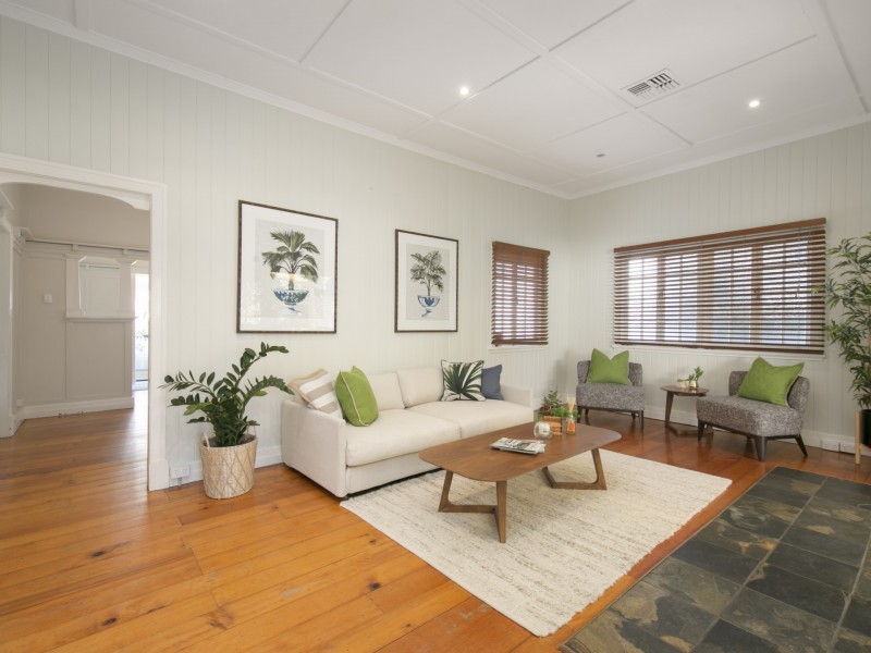 50 Livingstone Street, Yeerongpilly QLD 4105