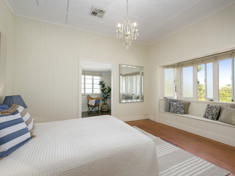 50 Livingstone Street, Yeerongpilly QLD 4105