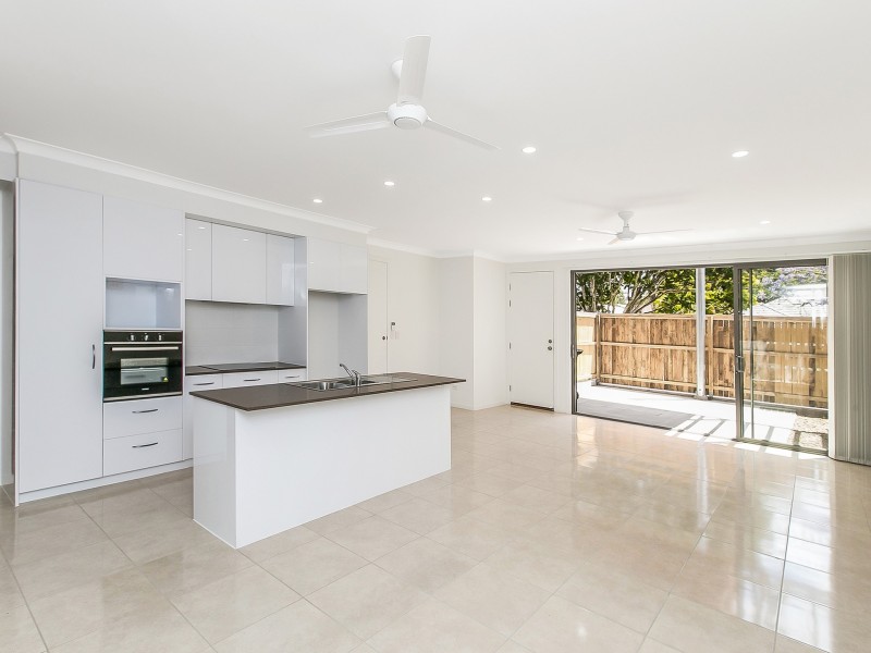 52 Dora Street, Moorooka QLD 4105