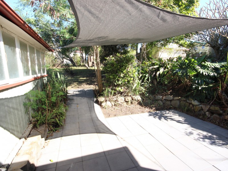 56 Lochaber Street, Dutton Park QLD 4102