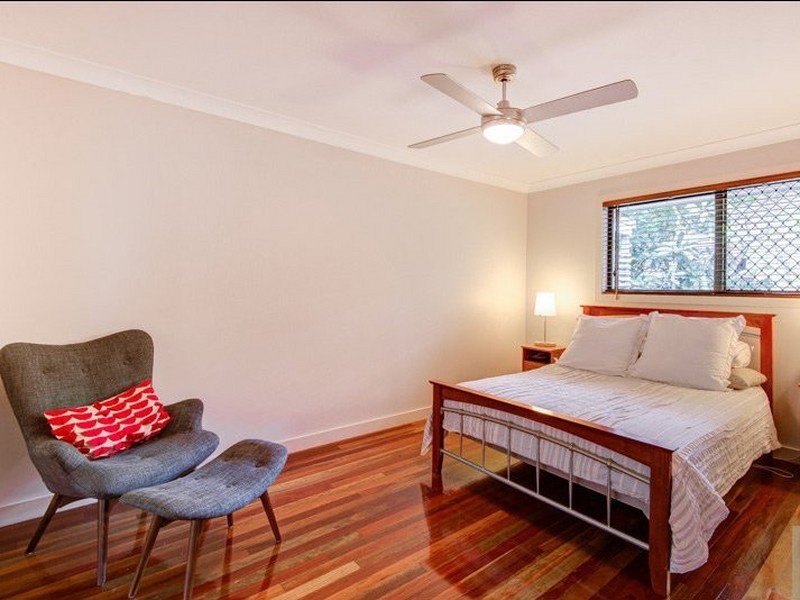 1/15 Clara Street, Annerley QLD 4103