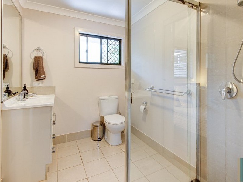 1/15 Clara Street, Annerley QLD 4103