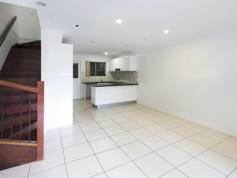 4/1 Victoria Street, Fairfield QLD 4103