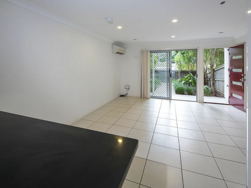 4/1 Victoria Street, Fairfield QLD 4103