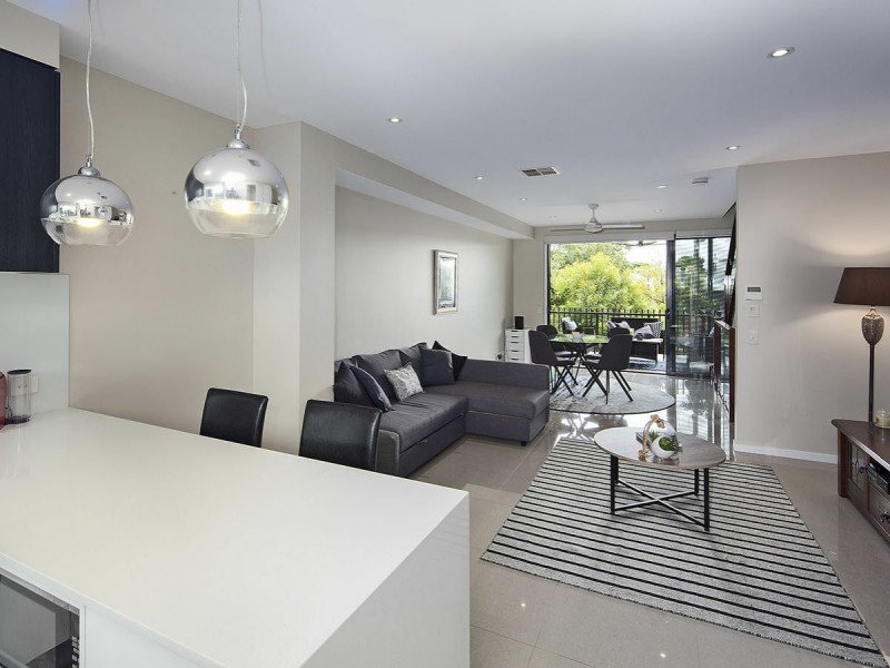 3/8 Clive Street, Annerley QLD 4103