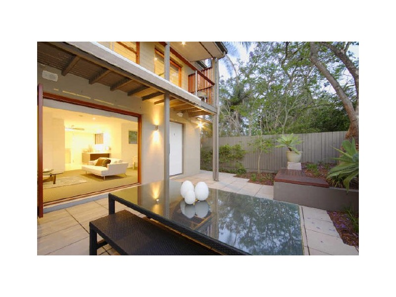 1/9 Cook Street, Yeronga QLD 4104