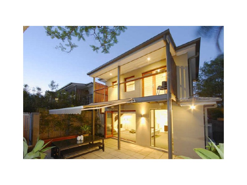 1/9 Cook Street, Yeronga QLD 4104