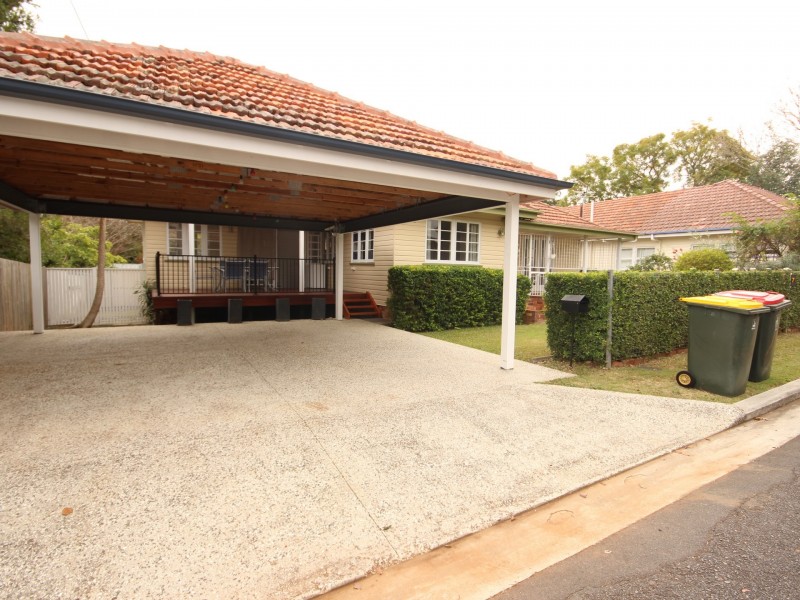 7 Albemarle Street, Yeerongpilly QLD 4105