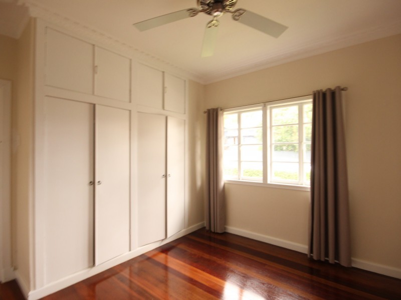 7 Albemarle Street, Yeerongpilly QLD 4105